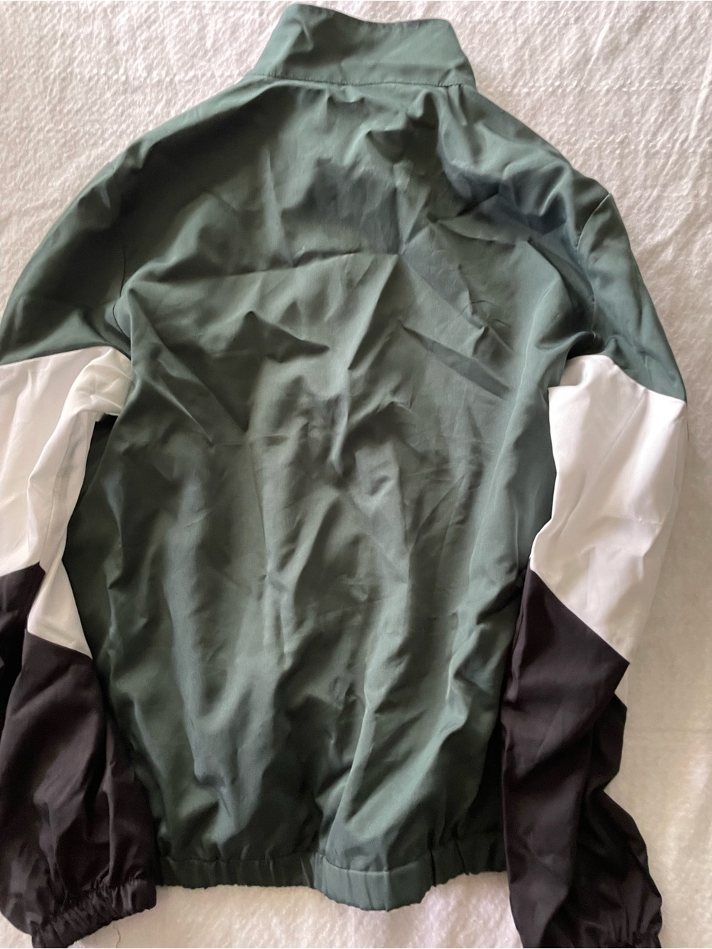 Women’s Olive Colorblock Windbreaker Jacket - Picture 3 of 4